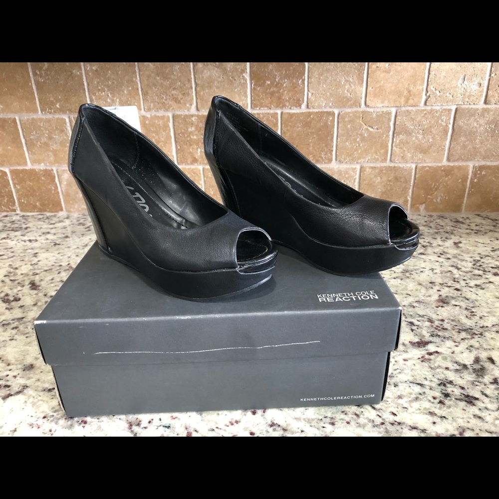 Kenneth Cole wedges in black
